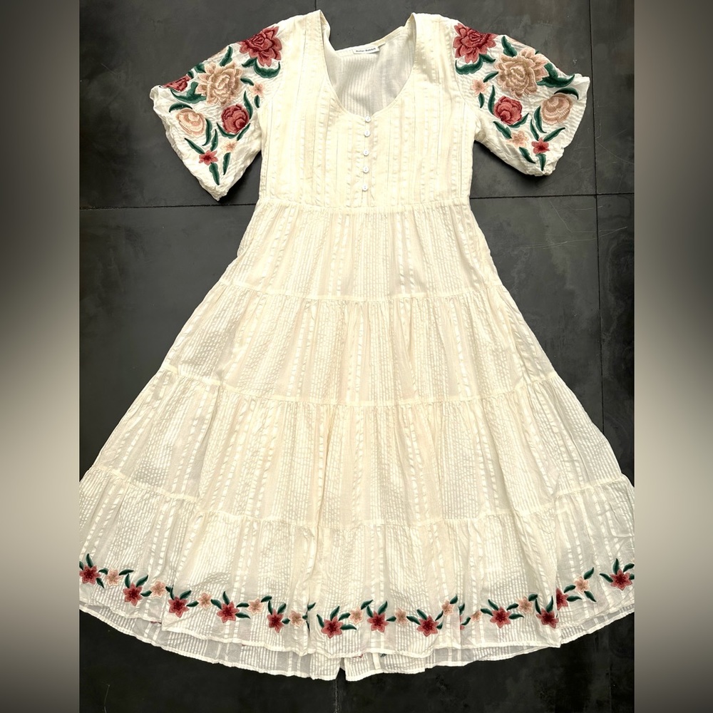 Roller Rabbit Embroidery Dress, Size Medium - Picture 4 of 8